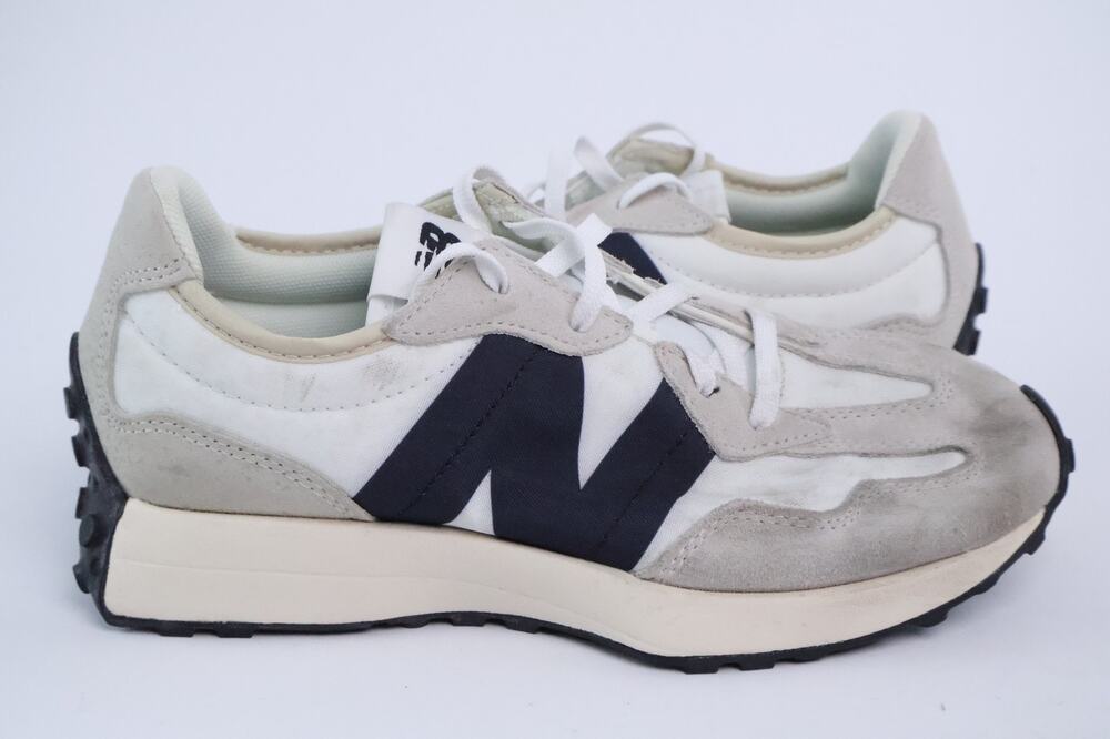 New Balance 327 Boys Size 3.5 Sea Salt White Black Running Shoes NEW Read #19